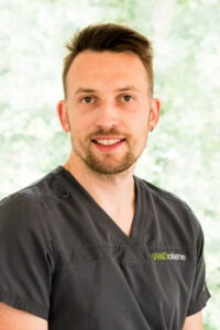 Dr Maxime Galode (assistant de chirurgie)